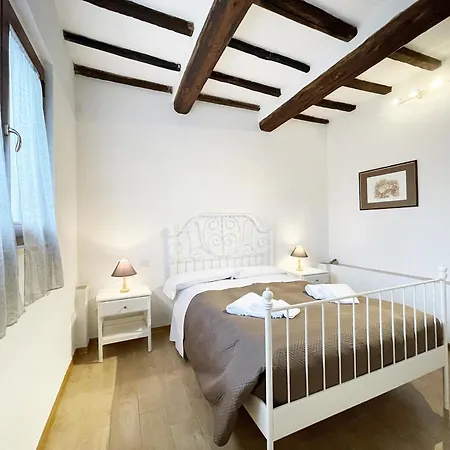 Delizioso Appartamentino Apartment Siena